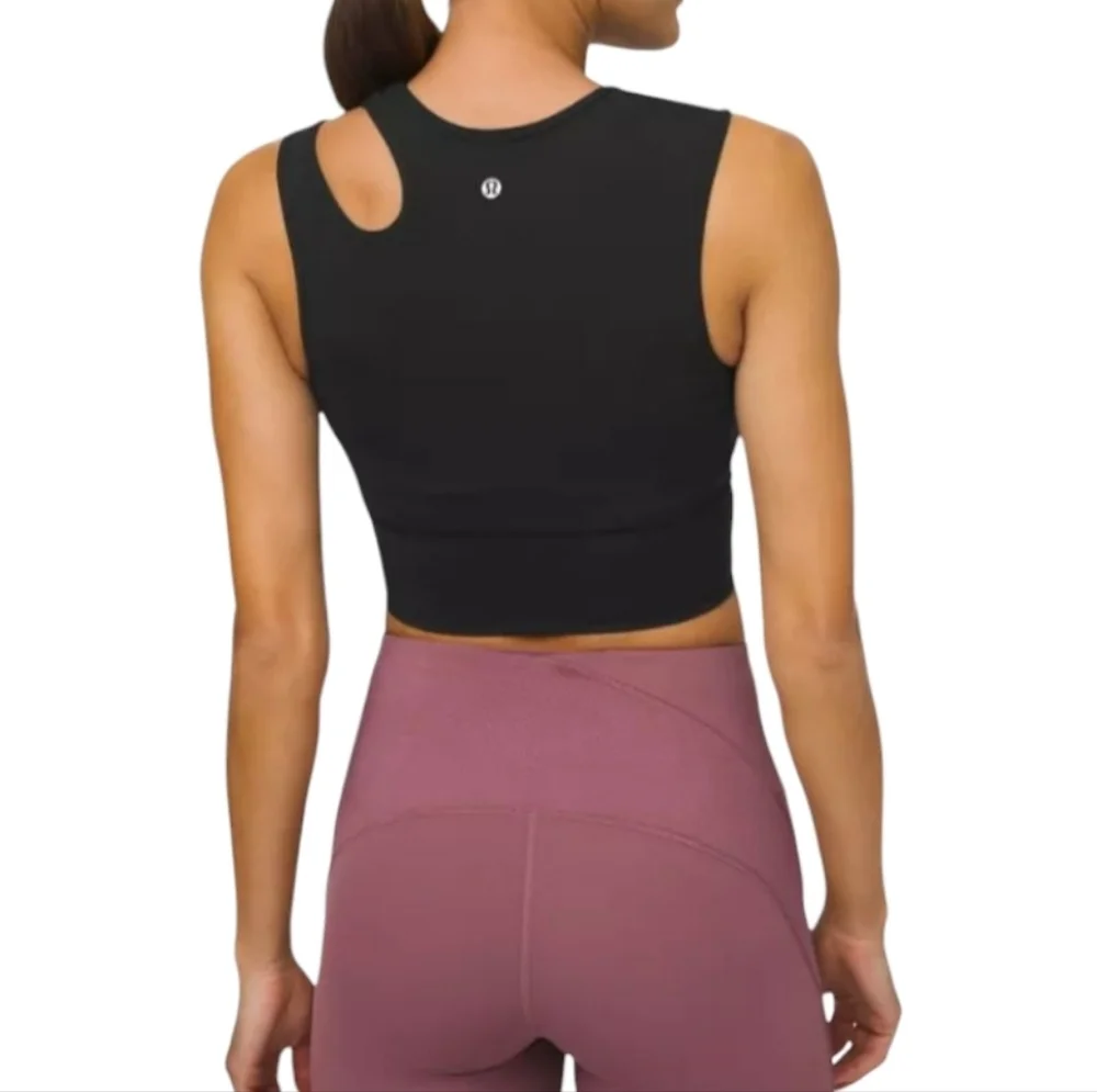 Lululemon Black Mastered Motion Cropped asymmetrical Top With The Built In Bra12 - Picture 7 of 7